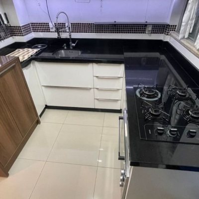 Apartamentos com 74m², 3 quartos, 1 garagem, no bairro Capoeiras em Florianópolis