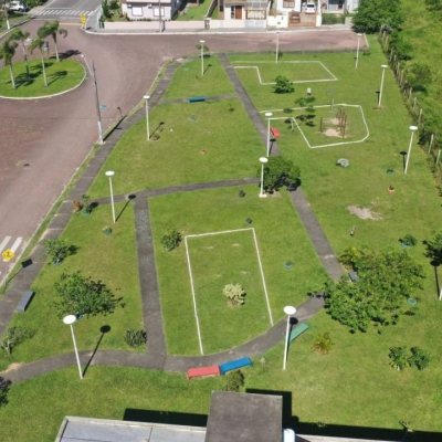 Sobrado Residencial com 156m², 3 quartos, 1 suíte, 1 garagem, no bairro São João Do Rio Vermelho em Florianópolis