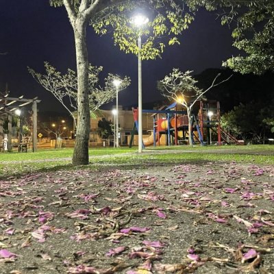 Sobrado Residencial com 156m², 3 quartos, 1 suíte, 1 garagem, no bairro São João Do Rio Vermelho em Florianópolis