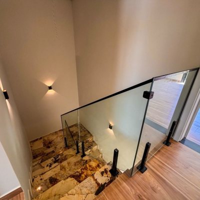 Sobrado Residencial com 156m², 3 quartos, 1 suíte, 1 garagem, no bairro São João Do Rio Vermelho em Florianópolis