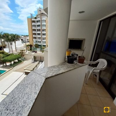 Apartamentos com 108m², 3 quartos, 1 suíte, 1 garagem, no bairro Balneário em Florianópolis