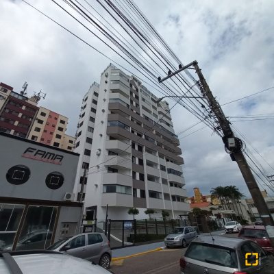 Apartamentos com 108m², 3 quartos, 1 suíte, 1 garagem, no bairro Balneário em Florianópolis
