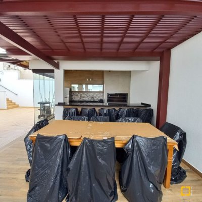 Apartamentos com 108m², 3 quartos, 1 suíte, 1 garagem, no bairro Balneário em Florianópolis