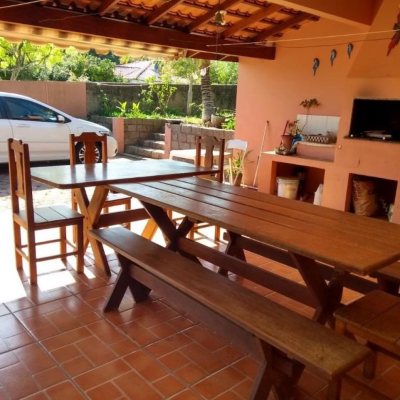 Casa Residencial com 195m², 4 quartos, 2 suítes, 6 garagens, no bairro Ingleses em Florianópolis