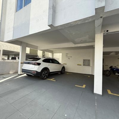 Apartamentos com 58m², 2 quartos, 1 garagem, no bairro Kobrasol em São José