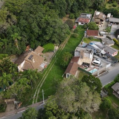 Terreno Comercial/Residencial com 3657m², no bairro Ratones em Florianópolis