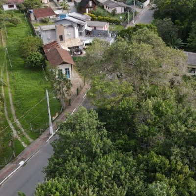 Terreno Comercial/Residencial com 3657m², no bairro Ratones em Florianópolis