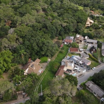 Terreno Comercial/Residencial com 3657m², no bairro Ratones em Florianópolis