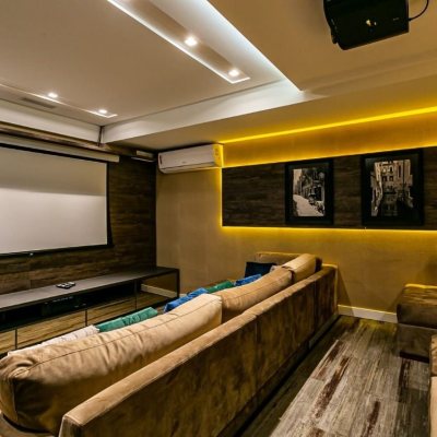 Cobertura com 166m², 2 quartos, 2 suítes, 3 garagens, no bairro Campeche em Florianópolis