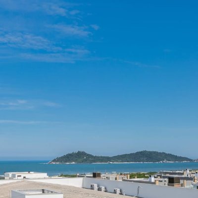 Cobertura com 166m², 2 quartos, 2 suítes, 3 garagens, no bairro Campeche em Florianópolis