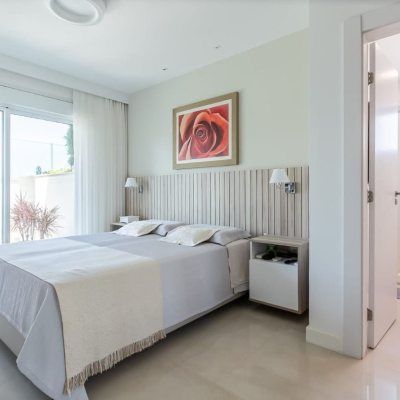 Cobertura com 166m², 2 quartos, 2 suítes, 3 garagens, no bairro Campeche em Florianópolis