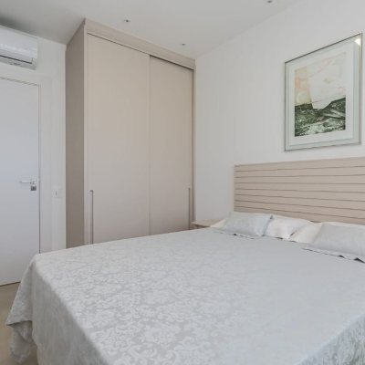 Cobertura com 166m², 2 quartos, 2 suítes, 3 garagens, no bairro Campeche em Florianópolis