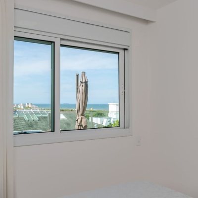 Cobertura com 166m², 2 quartos, 2 suítes, 3 garagens, no bairro Campeche em Florianópolis