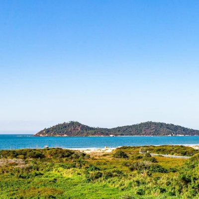 Cobertura com 166m², 2 quartos, 2 suítes, 3 garagens, no bairro Campeche em Florianópolis