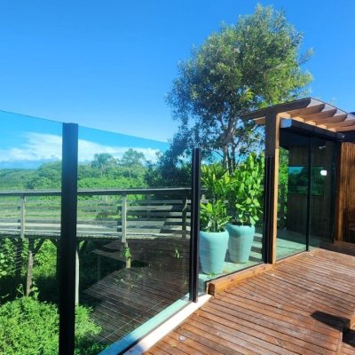 Cobertura com 166m², 2 quartos, 2 suítes, 3 garagens, no bairro Campeche em Florianópolis