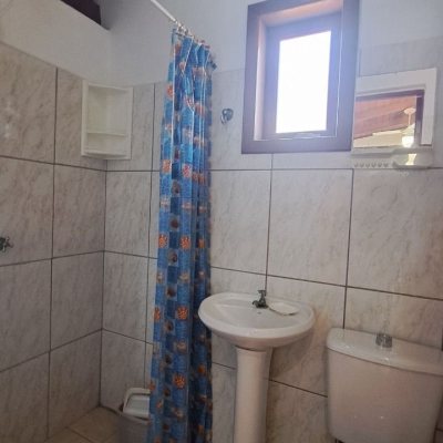 Casa Residencial com 450m², 8 quartos (sendo 3 suítes), 10 garagens, no bairro Ingleses do Rio Vermelho em Florianópolis