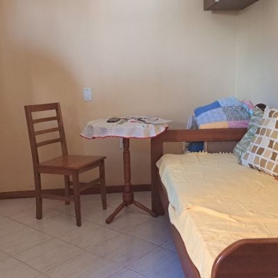 Casa Residencial com 450m², 8 quartos (sendo 3 suítes), 10 garagens, no bairro Ingleses do Rio Vermelho em Florianópolis