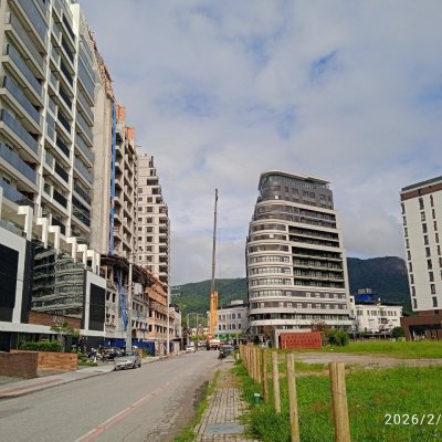 Apartamentos com 91m², 3 quartos, 1 suíte, 1 garagem, no bairro Pedra Branca em Palhoça