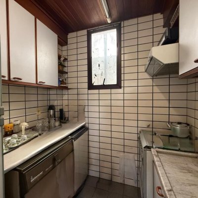 Sala com 191m², 5 garagens, no bairro Centro em Florianópolis