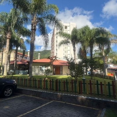 Apartamentos com 74m², 3 quartos (sendo 1 suíte), 1 garagem, no bairro Itacorubi em Florianópolis