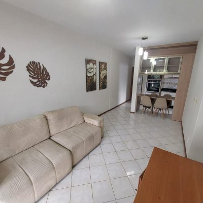 Apartamentos com 74m², 3 quartos (sendo 1 suíte), 1 garagem, no bairro Itacorubi em Florianópolis