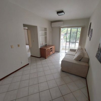 Apartamentos com 74m², 3 quartos (sendo 1 suíte), 1 garagem, no bairro Itacorubi em Florianópolis