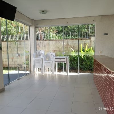 Apartamentos com 48m², 2 quartos, 1 garagem, no bairro Roçado em São José