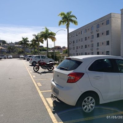 Apartamentos com 48m², 2 quartos, 1 garagem, no bairro Roçado em São José