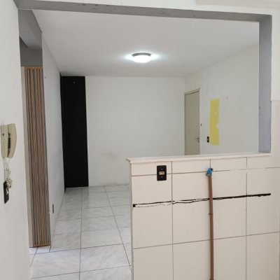 Apartamentos com 48m², 2 quartos, 1 garagem, no bairro Roçado em São José
