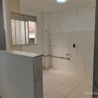 Apartamentos com 48m², 2 quartos, 1 garagem, no bairro Roçado em São José