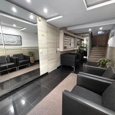 Apartamentos com 90m², 3 quartos (sendo 1 suíte), 1 garagem, no bairro Centro em Florianópolis