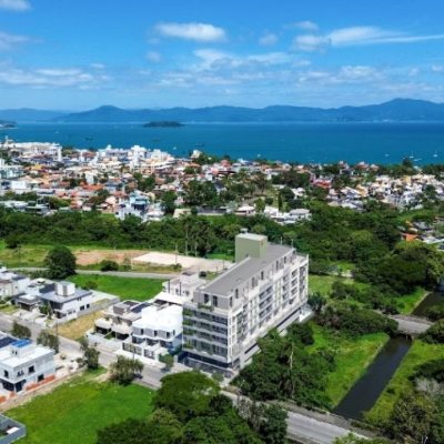 Apartamentos com 33m², 2 quartos, 1 garagem, no bairro Cachoeira Do Bom Jesus em Florianópolis