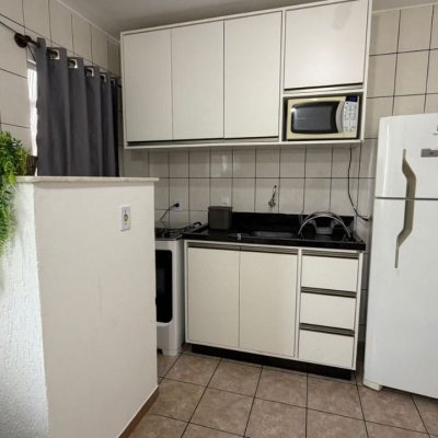 Apartamentos com 52m², 1 quarto, 1 garagem, no bairro Canasvieiras em Florianópolis