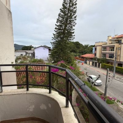 Apartamentos com 52m², 1 quarto, 1 garagem, no bairro Canasvieiras em Florianópolis
