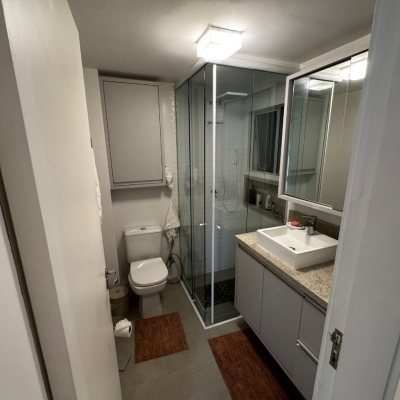 Apartamentos com 99m², 3 quartos (sendo 1 suíte), 1 garagem, no bairro Trindade em Florianópolis
