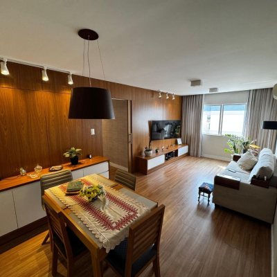 Apartamentos com 99m², 3 quartos (sendo 1 suíte), 1 garagem, no bairro Trindade em Florianópolis
