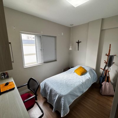 Apartamentos com 99m², 3 quartos (sendo 1 suíte), 1 garagem, no bairro Trindade em Florianópolis