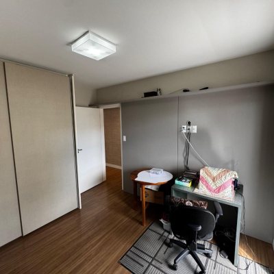 Apartamentos com 99m², 3 quartos (sendo 1 suíte), 1 garagem, no bairro Trindade em Florianópolis