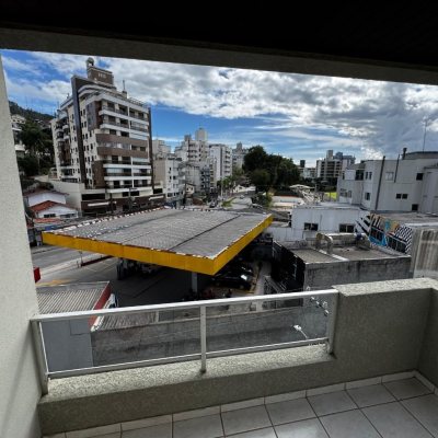Apartamentos com 99m², 3 quartos (sendo 1 suíte), 1 garagem, no bairro Trindade em Florianópolis