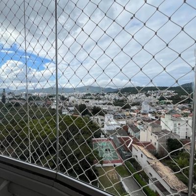 Apartamentos com 88m², 3 quartos (sendo 1 suíte), 2 garagens, no bairro Pantanal em Florianópolis
