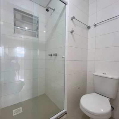 Apartamentos com 88m², 3 quartos (sendo 1 suíte), 2 garagens, no bairro Pantanal em Florianópolis