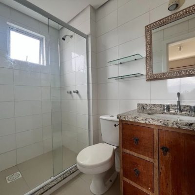 Apartamentos com 88m², 3 quartos (sendo 1 suíte), 2 garagens, no bairro Pantanal em Florianópolis