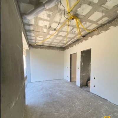 Casa Residencial com 230m², 3 quartos (sendo 3 suítes), 2 garagens, no bairro Campeche em Florianópolis
