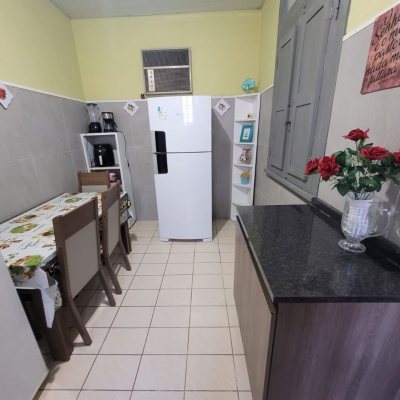 Casa Residencial com 190m², 3 quartos, 1 garagem, no bairro Centro em Florianópolis