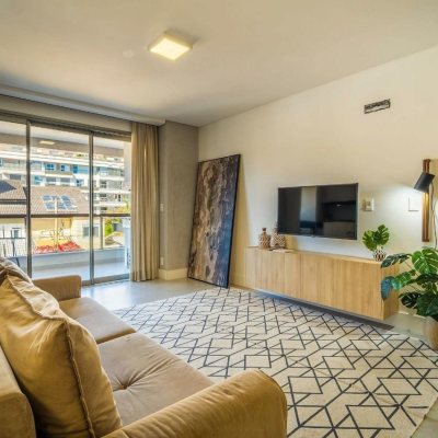 Apartamentos com 115m², 3 quartos (sendo 3 suítes), 2 garagens, no bairro Jurerê em Florianópolis