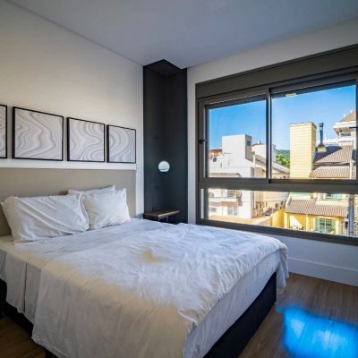 Apartamentos com 115m², 3 quartos (sendo 3 suítes), 2 garagens, no bairro Jurerê em Florianópolis