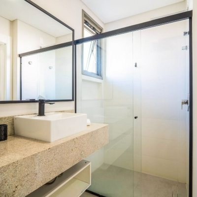 Apartamentos com 115m², 3 quartos (sendo 3 suítes), 2 garagens, no bairro Jurerê em Florianópolis