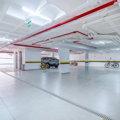 Apartamentos com 115m², 3 quartos (sendo 3 suítes), 2 garagens, no bairro Jurerê em Florianópolis