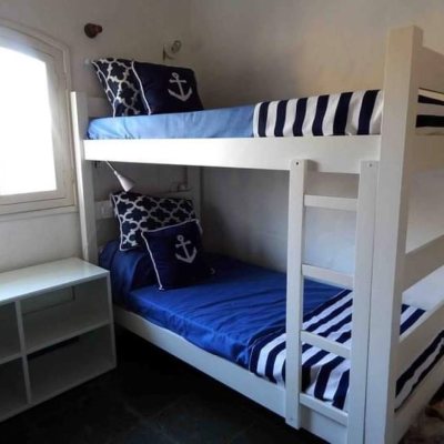 Casa em Condomínio com 160m², 3 quartos (sendo 1 suíte), 2 garagens, no bairro Ponta Das Canas em Florianópolis