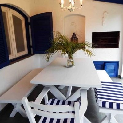Casa em Condomínio com 160m², 3 quartos (sendo 1 suíte), 2 garagens, no bairro Ponta Das Canas em Florianópolis